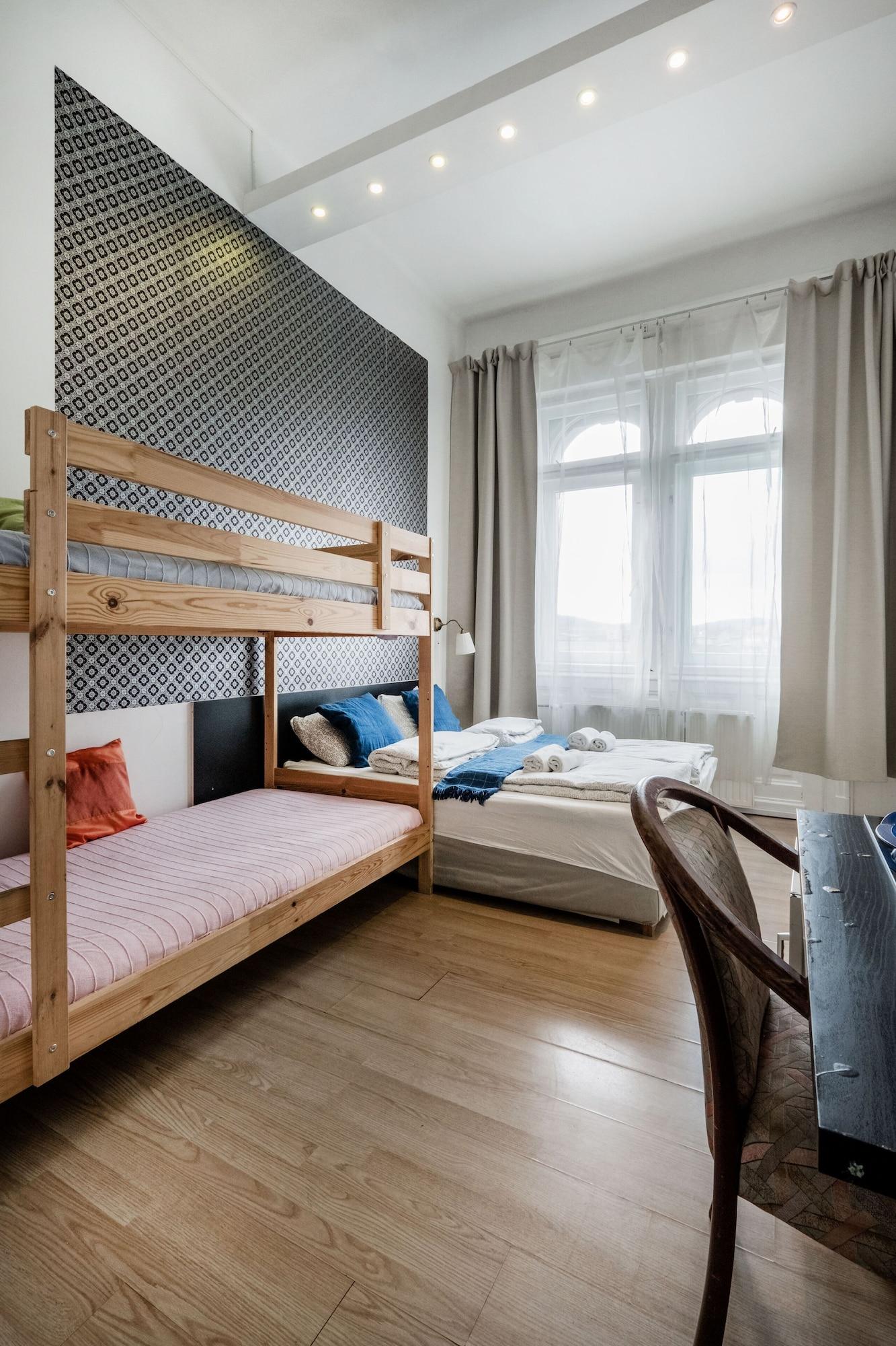 Europa Centerpoint Guesthouse Budapest Luaran gambar
