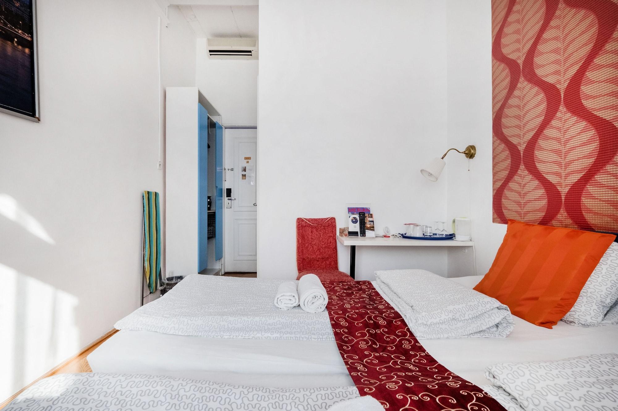 Europa Centerpoint Guesthouse Budapest Luaran gambar