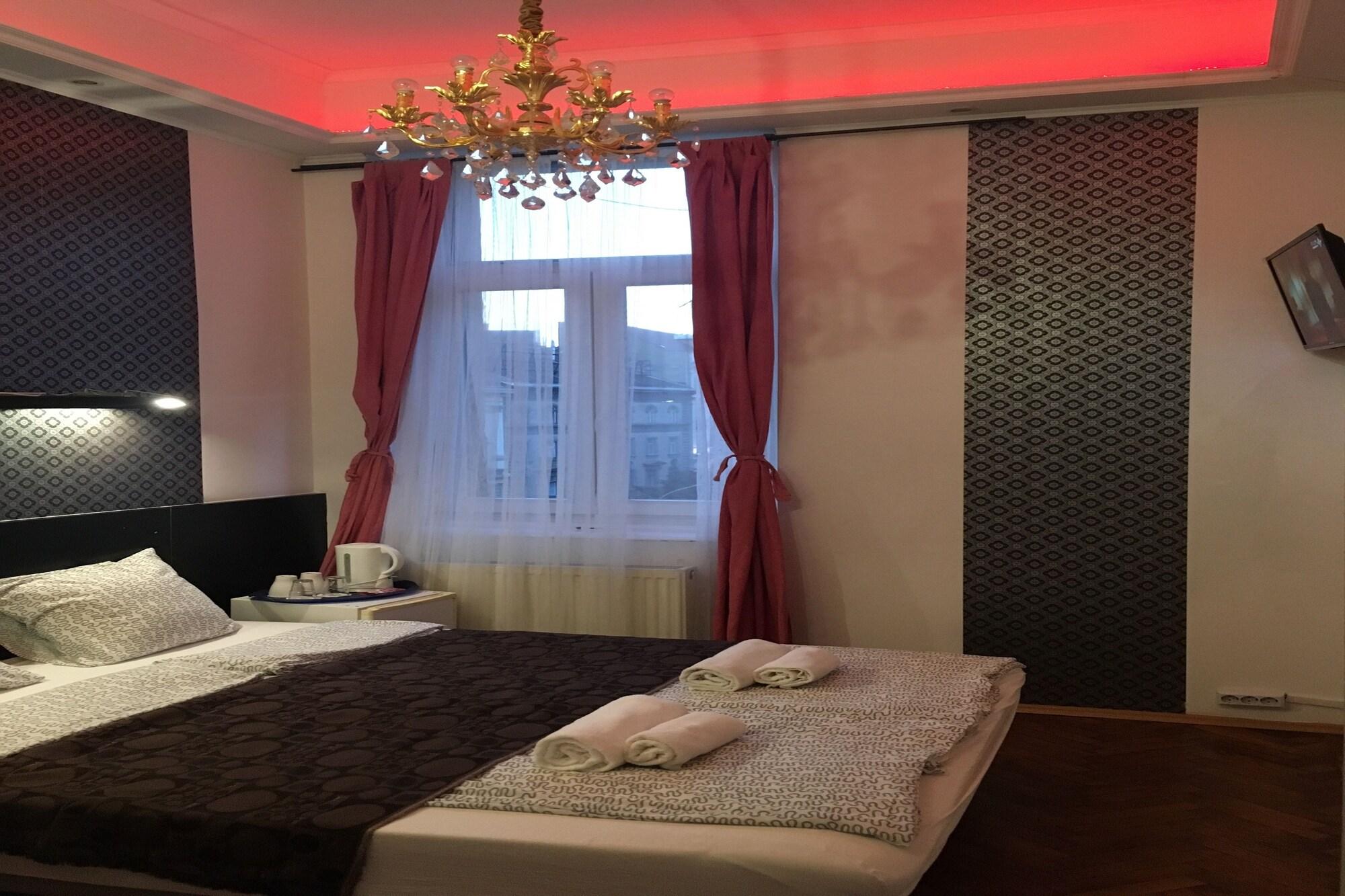 Europa Centerpoint Guesthouse Budapest Luaran gambar